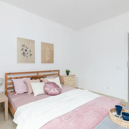 Superapart Minska Apt91 - Stylowe Wnetrza Z Balkonem Apartamento